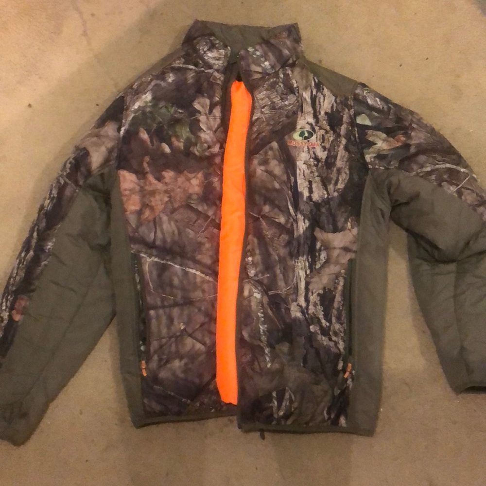 Puffer Camouflage Jacket and Vest & Long Sleeve